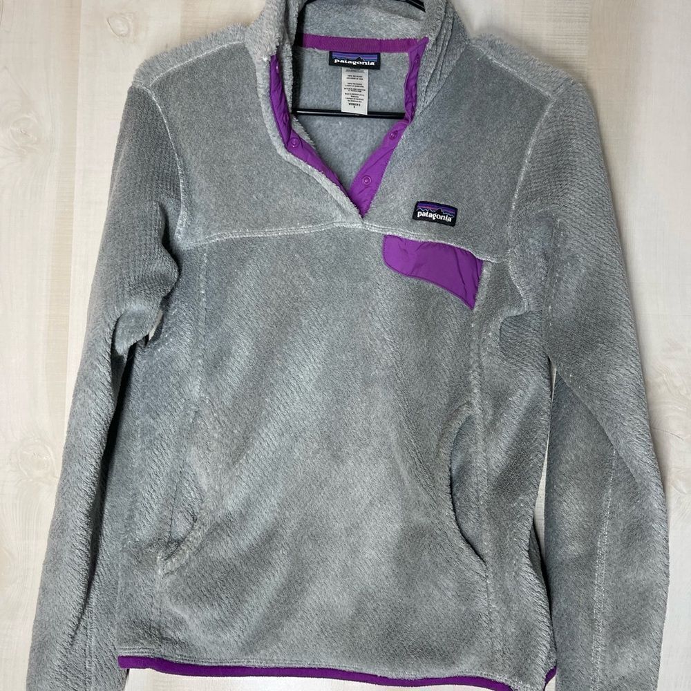 Patagonia gray‎ fleece pullover purple trim, size small - Picture 10 of 11
